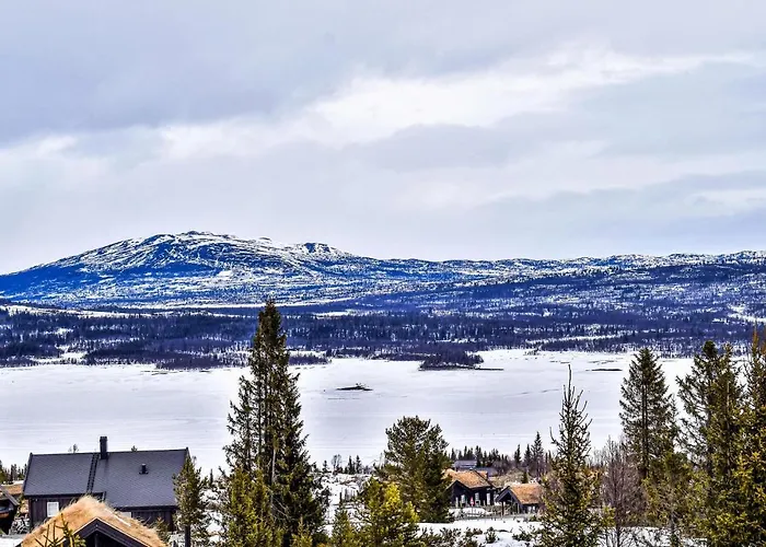 2 Bedroom Beautiful In Casa de Férias *